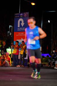 BIB: 1000000, 42195, 211
                            <button type="button" onclick="openModal(21548865)" class="btn btn-primary btn-sm float-right btn-popup" data-toggle="modal" data-target=".modal-high-quality">
                        <i class="fas fa-shopping-cart"></i> Add to Cart
                    </button>
                                            <button type="button" onclick="isThisMe(21548865, true)" class="btn btn-success btn-sm float-right btn-popup btn-isme hidden" data-toggle="tooltip" data-placement="bottom" title="นี่คือรูปของคุณใช่ไหม คลิกที่นี่เพื่อเอาเข้าอัลบั้ม">
                        <i class="fas fa-plus"></i> Add to album
                    </button>
                    <button type="button" onclick="isThisMe(21548865, false)" class="btn btn-warning btn-sm float-right btn-popup btn-isnotme hidden">
                        <i class="fas fa-ban"></i> Remove from album
                    </button>